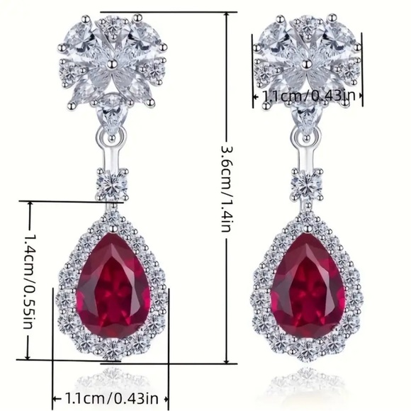 Dangle Earrings - Picture 2 of 3